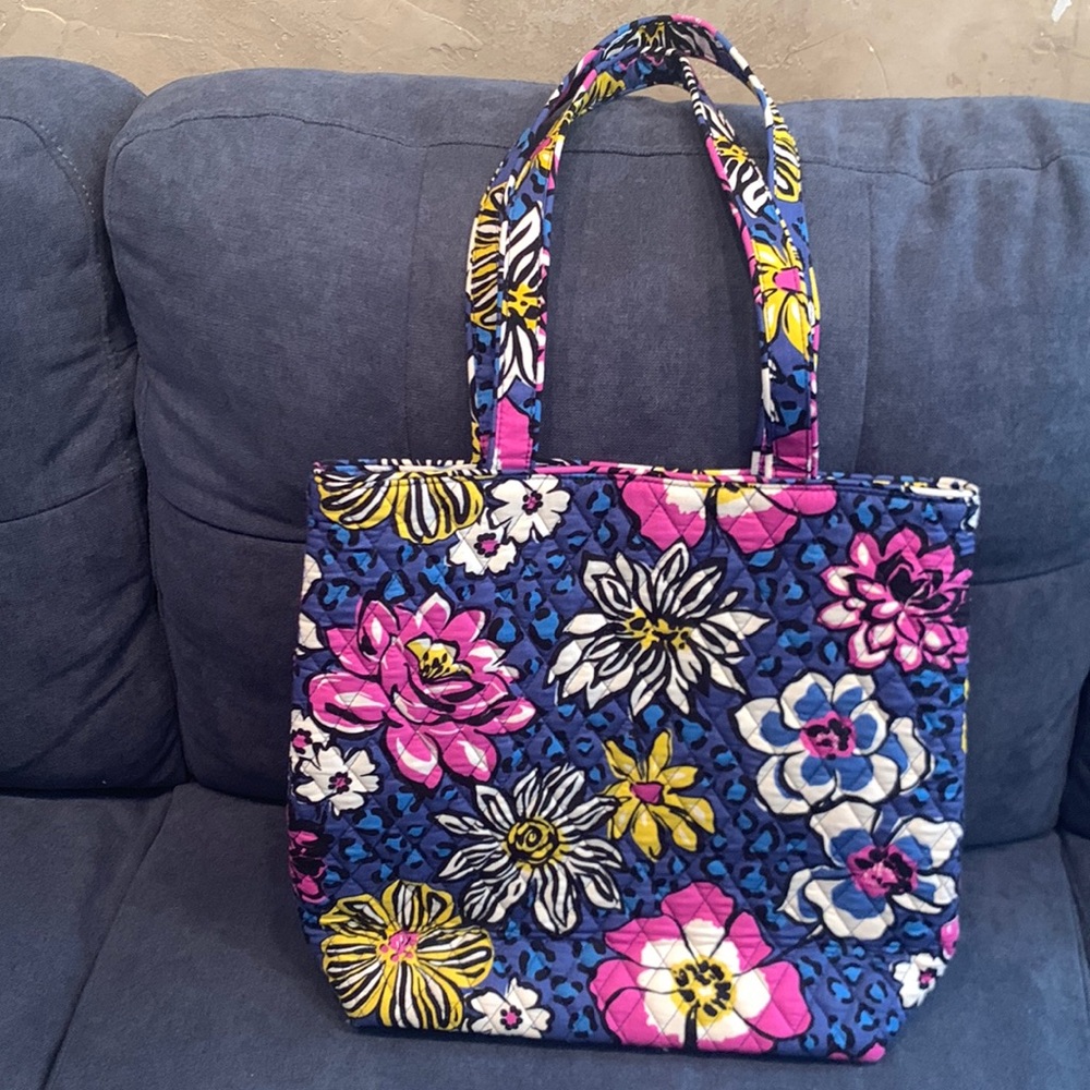 Vera Bradley Tote
